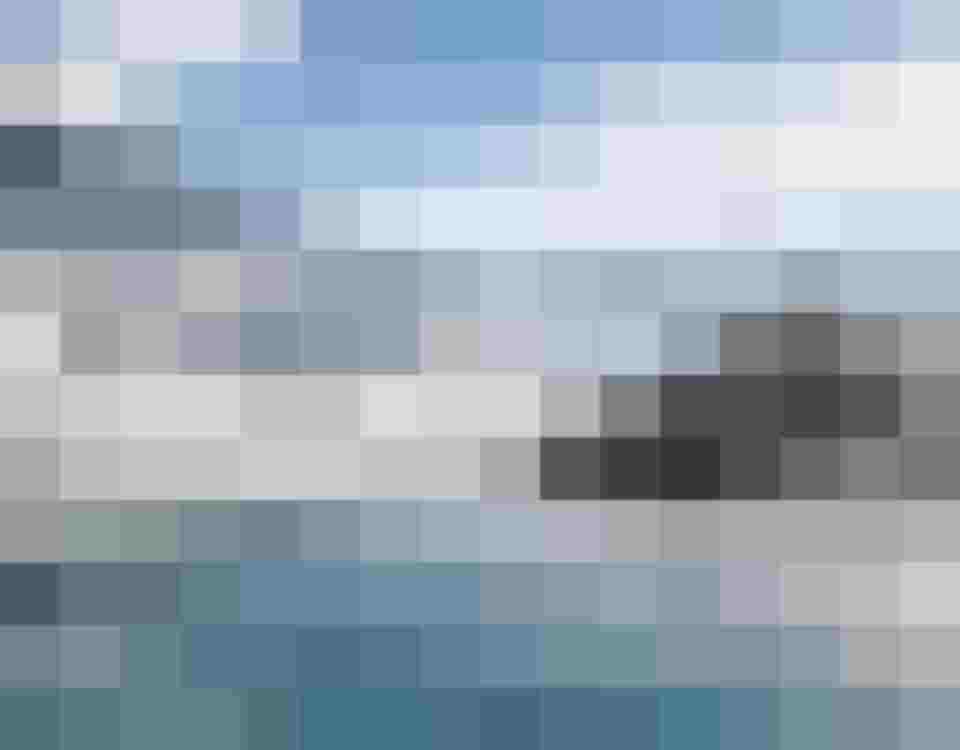 Infinity-Pool mit Bergblick im Wellnesshotel im Salzburger Land für entspannenden Urlaub