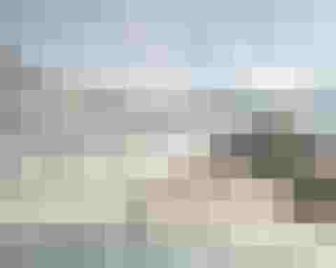 Dampfender Außenpool mit Alpenpanorama im luxuriösen Wellnesshotel im Salzburger Land