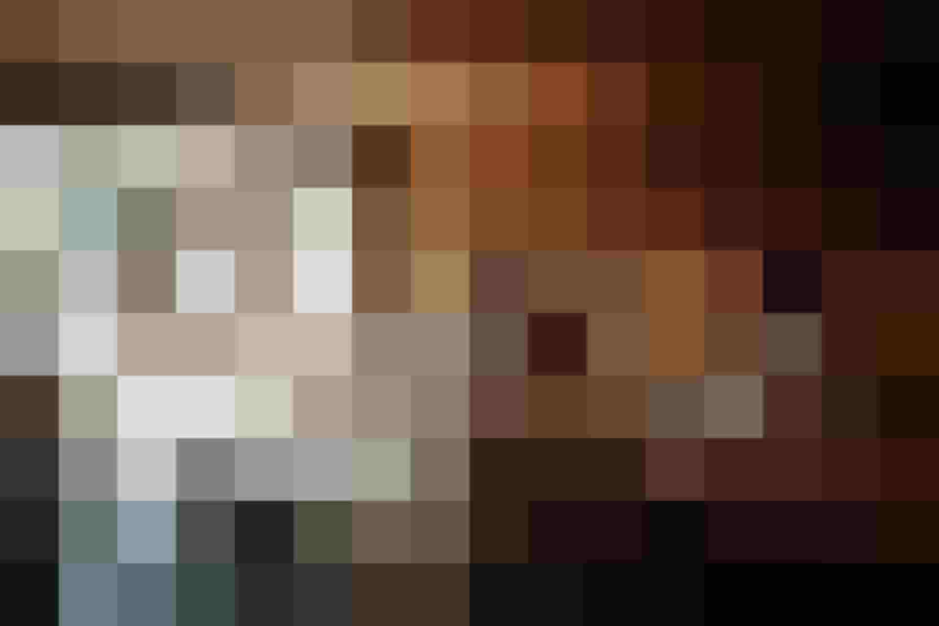 Panorama-Spa mit Innen- und Außenpool im Luxus-Wellnesshotel DAS.GOLDBERG hoch über dem Tal