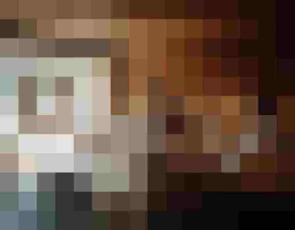 Luxus Wellnesshotel DAS.GOLDBERG mit Panorama-Spa und Blick ins Tal im Salzburger Land